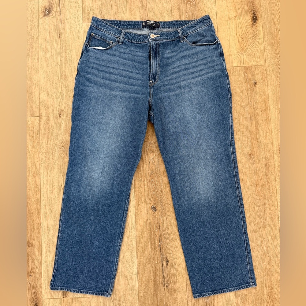 Hollister ultra high rise dad jeans